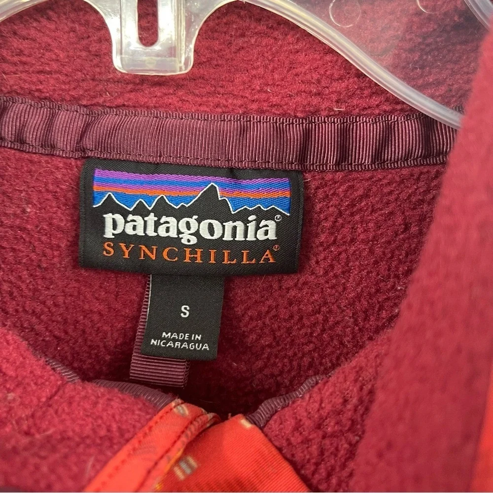 Patagonia Women's Synchilla Lightweight Snap-T Pullover Red Aztec Size Small